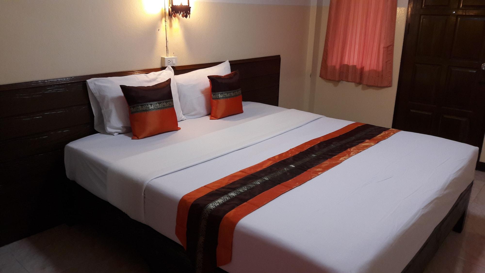 Lanna Thai Guesthouse Chiang Mai Exterior photo