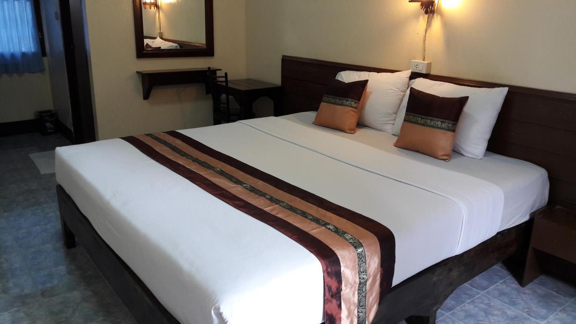 Lanna Thai Guesthouse Chiang Mai Exterior photo